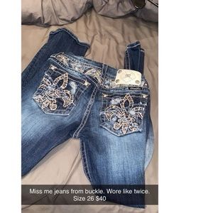 Size 26 Miss me jeans! Worn twice. Great condition